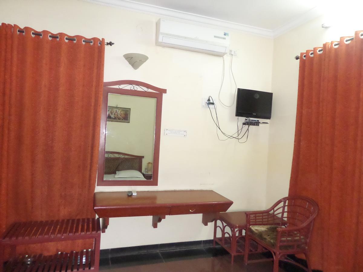 סולאפור Hotel Ambessador Executive מראה חיצוני תמונה