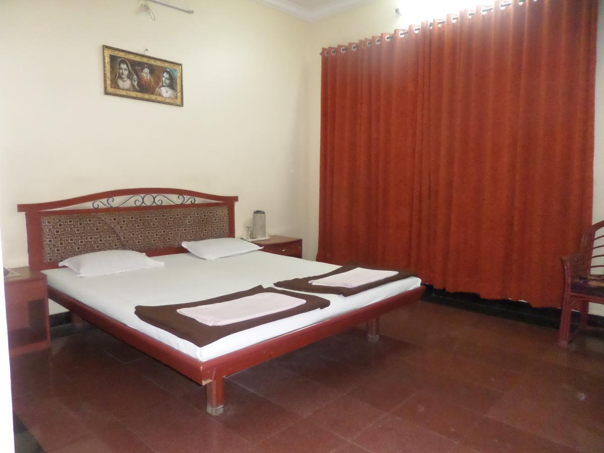 סולאפור Hotel Ambessador Executive מראה חיצוני תמונה